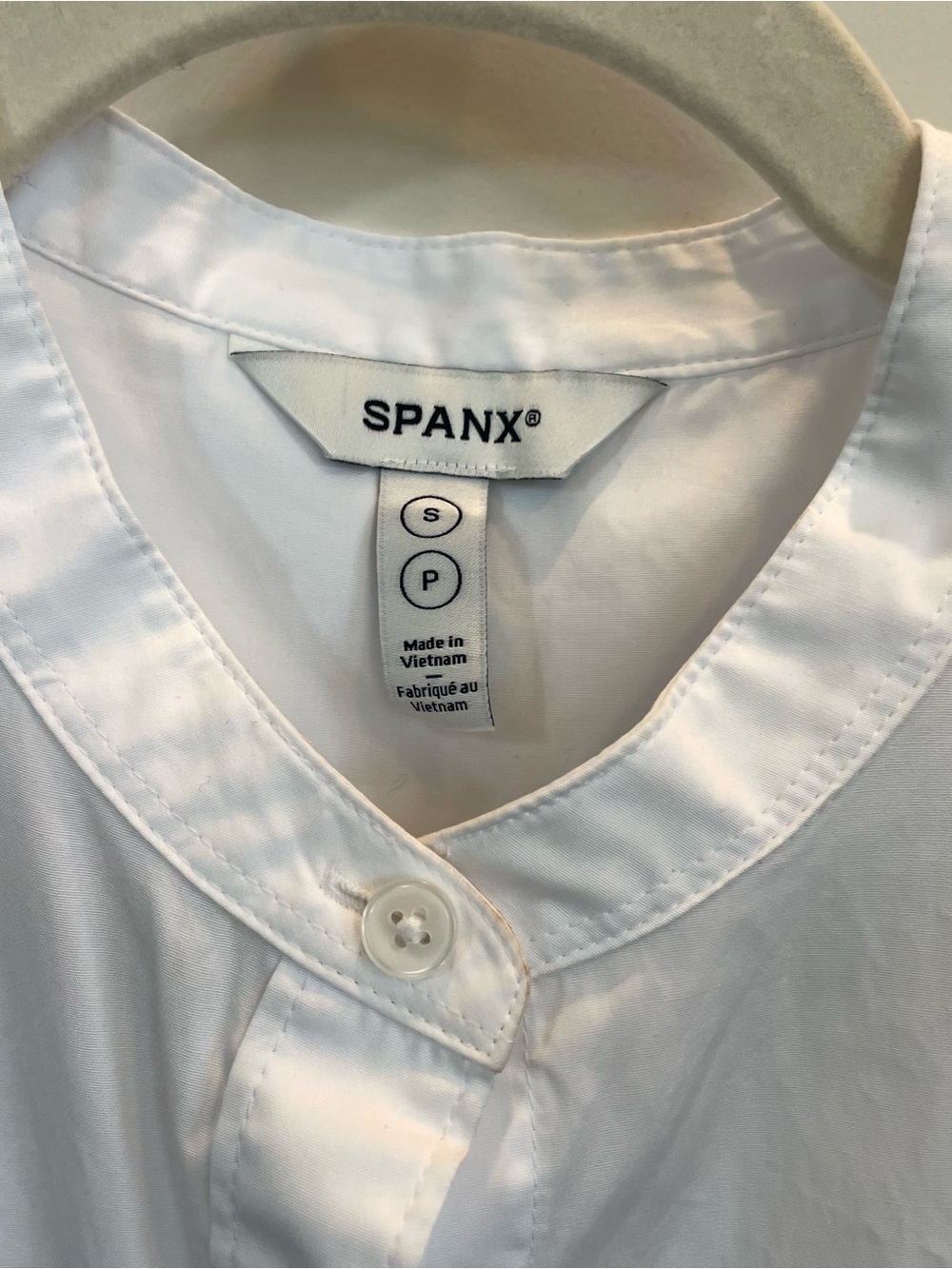 🔥SPANX🔥Button-Up Shirt, Size Small - Picture 4 of 4